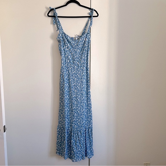 Reformation Nikita Dress in Marie Flora Print - Picture 9 of 10